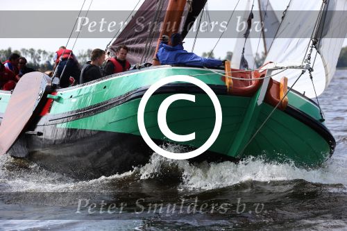 Heeg 8 Juni 2013 Heegermeer, Wedstrijd Skutsjezeilen
Foto Peter  Smulders BV