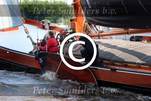 Heeg 8 Juni 2013 Heegermeer, Wedstrijd Skutsjezeilen
Foto Peter  Smulders BV