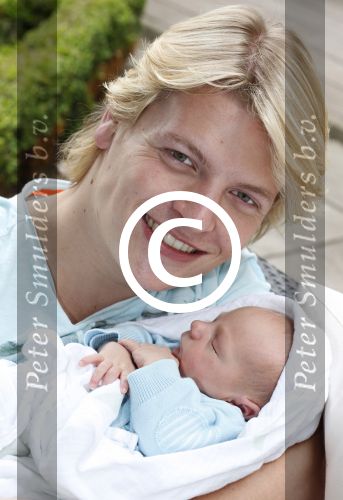 Losser 12 juni 2013
Thomas Berge en Myrthe Mylius met hun pas geboren zoontje Jack.
Peter Smulders bv
