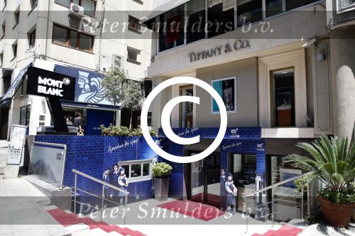 Istanbul 20 en 22 mei 2013
Diverse gebouwen en populaire winkels in Istanbul.
Peter Smulders bv