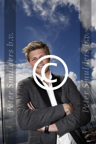 Volendam 23 mei 2013
Presentatie cd Tim Douwsma en Monique Smit in Old Dutch. Irene Moors reikt hem uit.
Peter Smulders bv