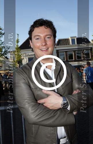 Purmerend 4 juni 2013
Tros Muziekfeest en sterren.nl awards op de markt in Purmerend. Tino Martin 
Peter Smulders bv