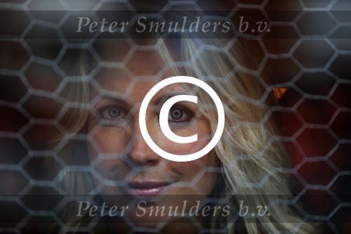 Amsterdam 29 mei 2013
Vivian Reys en Marvy Rieder laten zich opsluiten (lock me up) voor de stichting stop kindermisbruik in Red Sun.
Peter Smulders bv