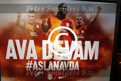 Istanbul 20 en 22 mei 2013
Diverse gebouwen en populaire winkels in Istanbul. fan shop galatasaray met Drogba Yilmaz en Wesley Sneijder
Peter Smulders bv
