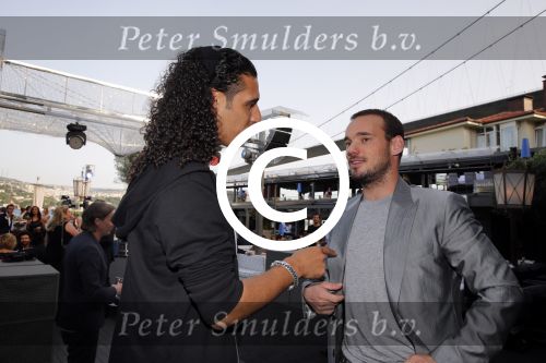 Istanbul 21 mei 2013
Presentatie nieuw sieradenlijn Yolanthe Cabau van Yolanthe Sneijder Cabau in het meest populaire restaurant / club Reina van Istanbul. Wesley Sneijder was trots als een pauw. Wesley met Ali B
Peter Smulders bv