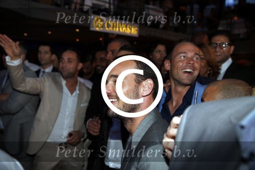 Istanbul 21 mei 2013
Presentatie nieuw sieradenlijn Yolanthe Cabau van Yolanthe Sneijder Cabau in het meest populaire restaurant / club Reina van Istanbul. Wesley Sneijder was trots als een pauw.
Peter Smulders bv