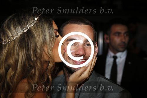 Istanbul 21 mei 2013
Presentatie nieuw sieradenlijn Yolanthe Cabau van Yolanthe Sneijder Cabau in het meest populaire restaurant / club Reina van Istanbul. Wesley Sneijder was trots als een pauw.
Peter Smulders bv