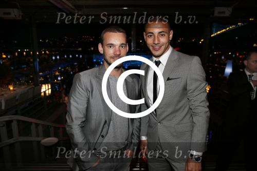 Istanbul 21 mei 2013
Presentatie nieuw sieradenlijn Yolanthe Cabau van Yolanthe Sneijder Cabau in het meest populaire restaurant / club Reina van Istanbul. Wesley Sneijder was trots als een pauw. Wesley met Nordin Amrabat
Peter Smulders bv