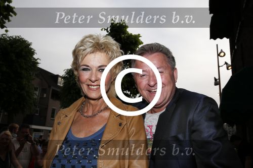 Uden 18 juni 2013
Tros Muziek feest op de markt in Uden. jan Keizer en Annie Schilder
Peter Smulders bv