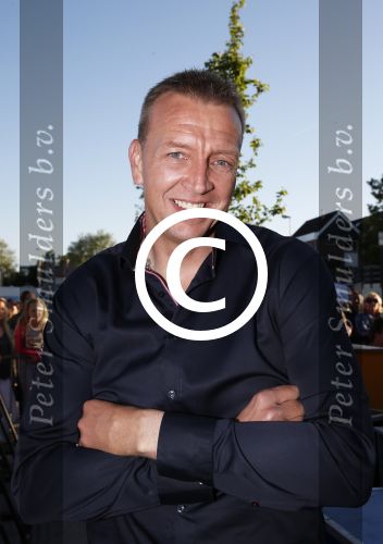 Purmerend 4 juni 2013
Tros Muziekfeest en sterren.nl awards op de markt in Purmerend. Jannes
Peter Smulders bv