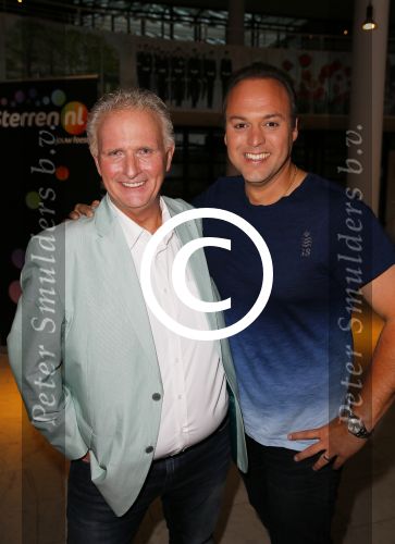 Apeldoorn 3 juni 2014
Tros muziek feesten op het plein in Apeldoorn. Frans Bauer en Emiel Hartkamp
