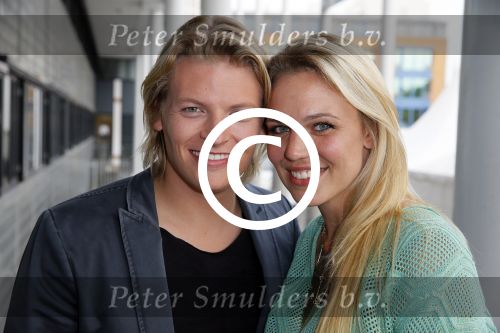 Apeldoorn 3 juni 2014
Tros muziek feesten op het plein in Apeldoorn. Thomas Berge met Myrthe Milius