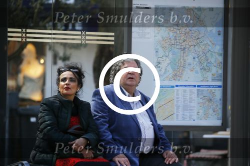Amsterdam 21 mei 2015  
Schrijver A.F.T. v d Heijden of Adri v d Heijden met zijn vrouw wachtend op de tram.
