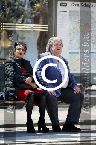 Amsterdam 21 mei 2015  
Schrijver A.F.T. v d Heijden of Adri v d Heijden met zijn vrouw wachtend op de tram.