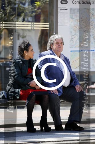 Amsterdam 21 mei 2015  
Schrijver A.F.T. v d Heijden of Adri v d Heijden met zijn vrouw wachtend op de tram.