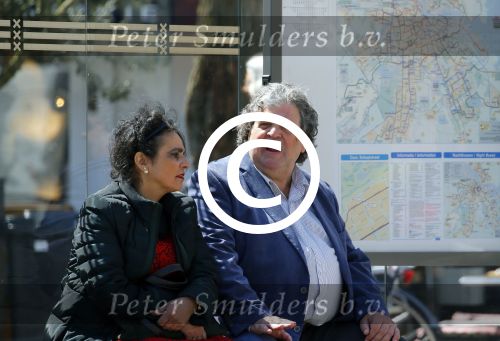 Amsterdam 21 mei 2015  
Schrijver A.F.T. v d Heijden of Adri v d Heijden met zijn vrouw wachtend op de tram.
