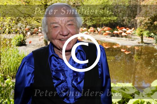 Alphen aan de Rijn 7 mei 2015
Patrick Martens (Koen),Aad van Toor (Adriaan), Bas van Toor (Bassie) en Janouk Kelderman (Keet) tijdens de opnamedag van de nieuwe speelfilm Keet & Koen en de speurtocht naar Bassie & Adriaan .