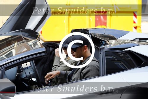 Amsterdam 27 mei 2015  
Afrojack met (een) vriendin in zijn Lambirghini Aventador op de pc hooftstraat en daarna op andere plekken in zuid. Ze zijn gaan shoppen in Louis Vuitton