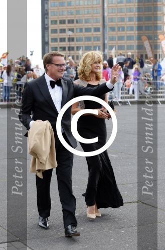 Amsterdam 30 mei 2015
Het 23e damdiner vindt weer plaats bij de HMH Heineken Music Hall.
Albert Verlin de en Daphne Deckers