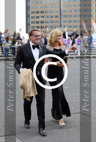 Amsterdam 30 mei 2015
Het 23e damdiner vindt weer plaats bij de HMH Heineken Music Hall.
Albert Verlin de en Daphne Deckers
