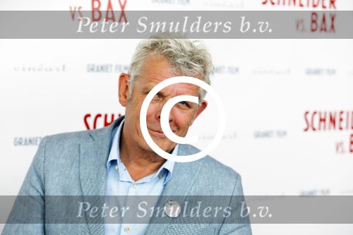 Amsterdam 25 mei 2015
Premiere Schneider vs Bax van Alex v Warmerdam in het eye theater. Annet Malherbe met zoon