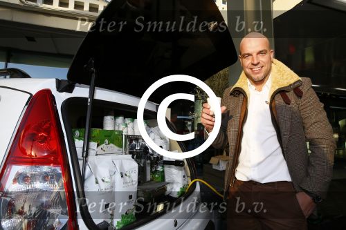 Amsterdam 13 januari 2014
Andy v d Meijde zet puro koffie bij de horecava in de RAI.