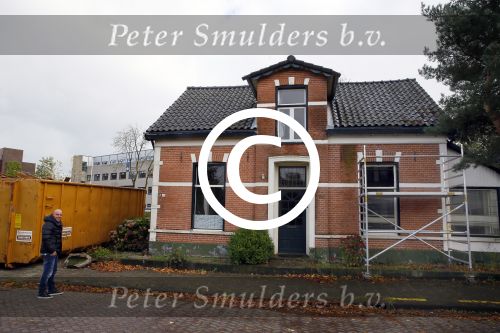 Apeldoorn 22 oktober 2014
Kapsalon en het nieuwe huis van Andy v d Meijde en Melisa vd Meijde wat helemaal verbouwd moet worden.