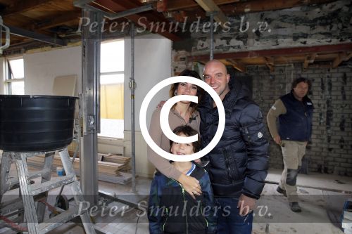 Apeldoorn 22 oktober 2014
Kapsalon en het nieuwe huis van Andy v d Meijde en Melisa vd Meijde wat helemaal verbouwd moet worden.