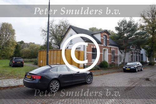 Apeldoorn 22 oktober 2014
Kapsalon en het nieuwe huis van Andy v d Meijde en Melisa vd Meijde wat helemaal verbouwd moet worden.