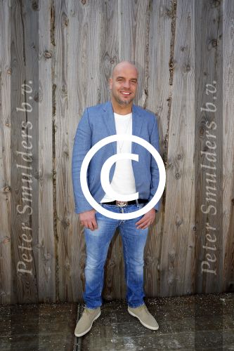 Amsterdam 27 maart 2014
Presentatie sterren springen van sbs6 met oa Andy v d Meijde, zijn vriendin Melisa v d Meijde