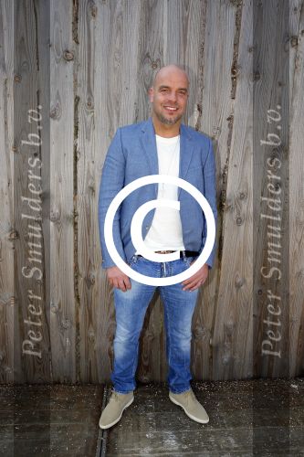 Amsterdam 27 maart 2014
Presentatie sterren springen van sbs6 met oa Andy v d Meijde, zijn vriendin Melisa v d Meijde