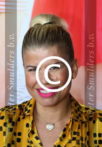 Amsterdam, 15 Mei 2015
Presentatie Cast nieuste speelfilm van Johan Nijenhuis, Rokjesdag
Anne-Marie Jung speelt de rol van CHANTAL