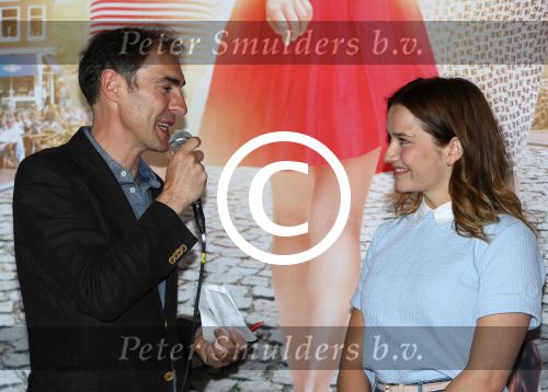 Amsterdam, 15 Mei 2015
Presentatie Cast nieuste speelfilm van Johan Nijenhuis, Rokjesdag
Barbara Sloesen speelt de rol van MIKA