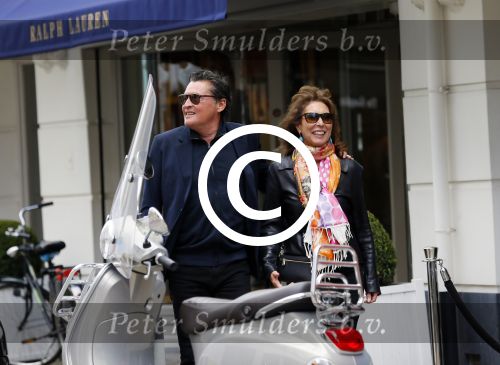 Amsterdam 12 mei 2015 
Barry Hay met goede vriendin Patricia Steur op de pc hooftstraat