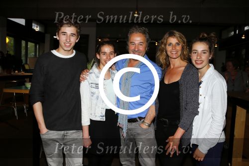 Amsterdam 2 juni 2015  
Bart Bosch 25 jaar artiest . Zijn vrouw kinderen en vader en moeder (ouders) zijn natuurlijk aanwezig.