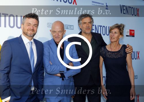 Utrecht 12 mei 2015
Premiere Ventoux in het Beatrix theater.
cast met oa Martijn Lakemeier Abbey Hoes Alex Hendrickx Jonas Smulders Leopold Witte Wilfried de Jong Kasper v Kooten.