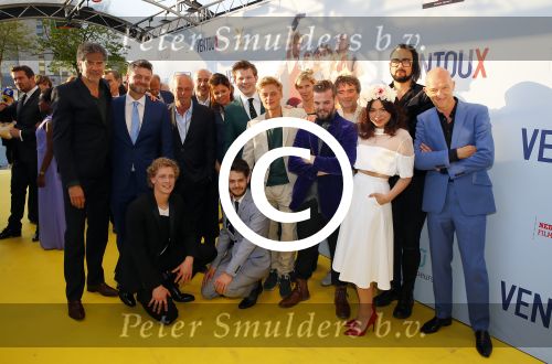 Utrecht 12 mei 2015
Premiere Ventoux in het Beatrix theater.
cast met oa Martijn Lakemeier Abbey Hoes Alex Hendrickx Jonas Smulders Leopold Witte Wilfried de Jong Kasper v Kooten.