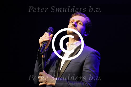 Amsterdam 11 mei 2015     
Presentaie castleden van de nieuwe stukken van Dommelgraaf en Cornelisse productions in de Meervaart.
David v d Tempel