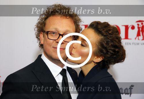 Amsterdam 18 mei 2015
Premiere de surprise van Mike v Diem met in de hoofdrollen Georgina Verbaan en Jeroen v Koningsbrugge. De premiere was in Tuschinski. Dennis v d Ven met vriendin