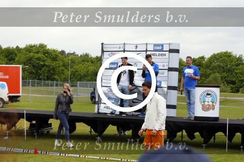 Arnhem 31 mei 2015
Voetbalclinic Klaas jan Huntelaar foundation op Papendal. Ook Enzo Knol en zijn vriendin Dee v d Zeeuw waren ook aanwezig.