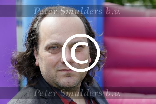 Amsterdam 21 mei 2015  
Presentatie nieuwe theaterstukken Janke Dekker Productions. (Janke Dekker en Michael v Praag)
Aanwezige castleden Erris v Ginkel Esther Lindenbergh Frans Mulder Johnny Kraaijkamp Kali v Starrenburg Suus Ruis Sandra Reemer Xander de Vledder Truus te Stelle Maaike Widdershoven en Mike Weerts