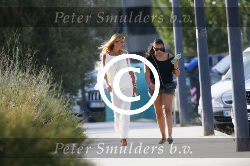 ibiza 3/4 juni 2015
Estelle Cruijff en Joelle Gullit samen op ibiza. Ze slapen in hun eigen appartement