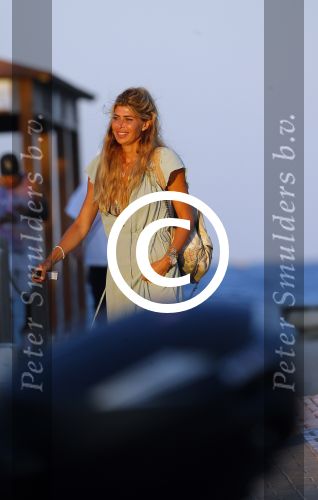 ibiza 3/4 juni 2015
Estelle Cruijff en Joelle Gullit samen op ibiza. Ze slapen in hun eigen appartement