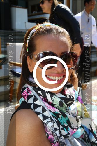 Amsterdam, 4 Juni 2015
Party van Talkies Magazine op het terras van het Hilton Hotel op de Apollolaan.
Esther Oosterbeek met electronische sigaret