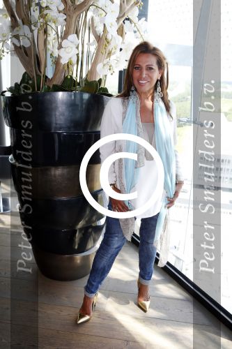 Amsterdam 8 juni 2015
Lunch georganiseerd door Betty de Groot in het Fletscher Hotel aan de A2.. Esther Oosterbeek