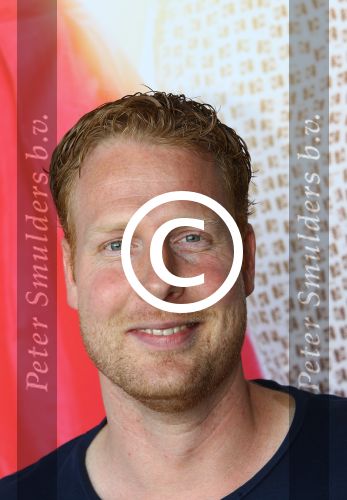 Amsterdam, 15 Mei 2015
Presentatie Cast nieuste speelfilm van Johan Nijenhuis, Rokjesdag
Ferdi Stofmeel speelt de rol van FERRY