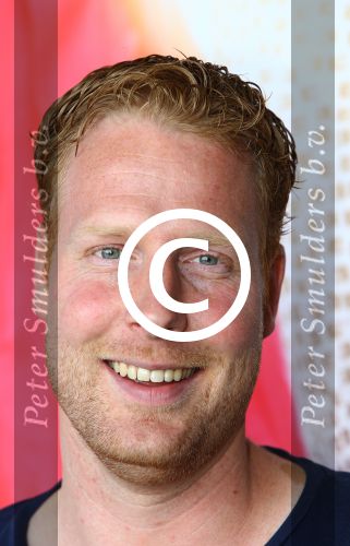 Amsterdam, 15 Mei 2015
Presentatie Cast nieuste speelfilm van Johan Nijenhuis, Rokjesdag
Ferdi Stofmeel speelt de rol van FERRY
