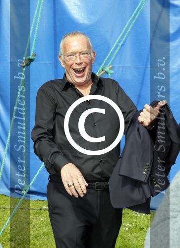Amsterdam 21 mei 2015  
Presentatie nieuwe theaterstukken Janke Dekker Productions. (Janke Dekker en Michael v Praag)
Aanwezige castleden Erris v Ginkel Esther Lindenbergh Frans Mulder Johnny Kraaijkamp Kali v Starrenburg Suus Ruis Sandra Reemer Xander de Vledder Truus te Stelle Maaike Widdershoven en Mike Weerts