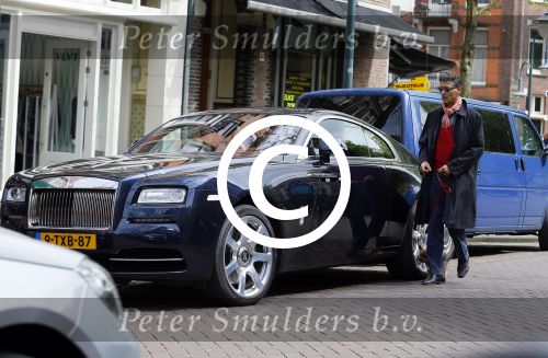 Amsterdam 9 mei 2015
Gerard Spong met zijn hondje en zijn Rolls Royce.