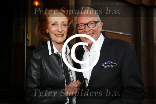 Amsterdam 11 mei 2015 
Jon v Eerd en zijn partner Ton vieren hun 30 jarig huwelijk met een feest met vele collega\'s. Frans Mulder en Gerrie v d Klei